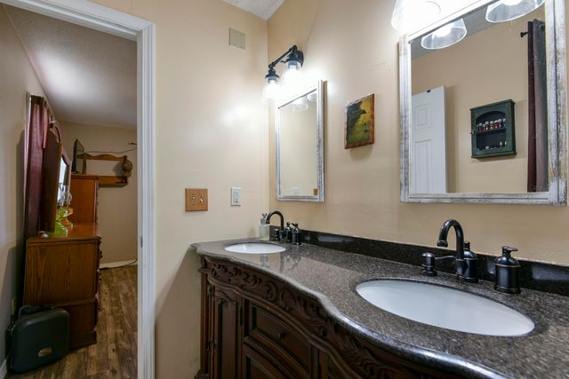 26876 Farm Rd 1170, Eagle Rock, MO 65641