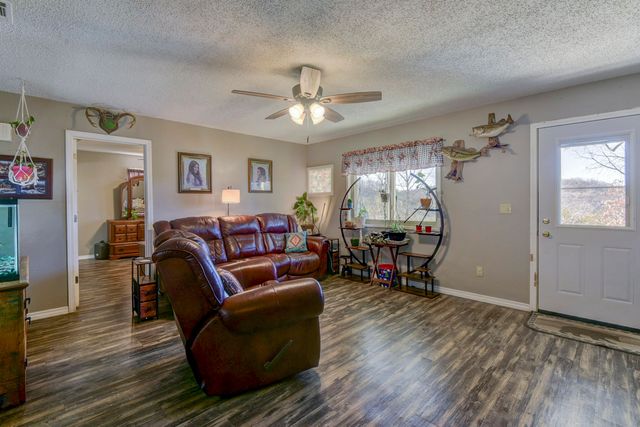 26876 Farm Rd 1170, Eagle Rock, MO 65641