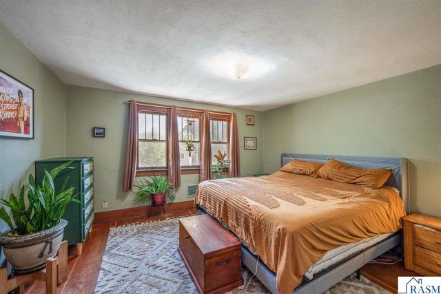 406 W Lewis Street, Mankato, MN 56001