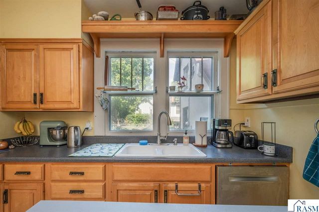 406 W Lewis Street, Mankato, MN 56001