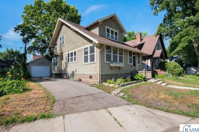 406 W Lewis Street, Mankato, MN 56001
