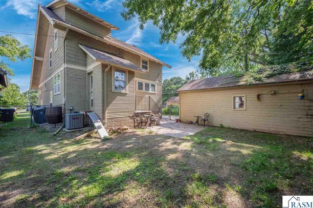 406 W Lewis Street, Mankato, MN 56001