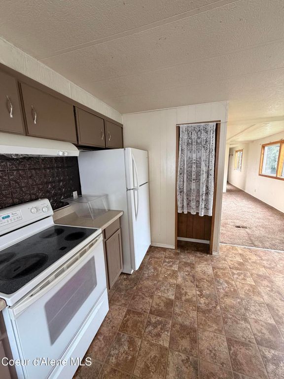 8395 W Meadow Brook CIR, Rathdrum, ID 83858 photo 13