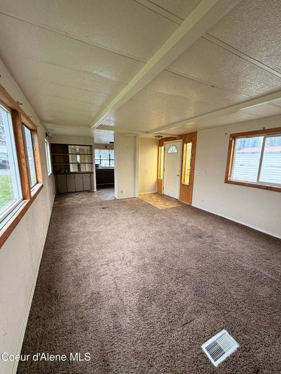 8395 W Meadow Brook CIR, Rathdrum, ID 83858 photo 6