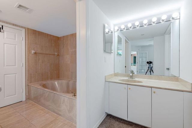 140 SE 5th Avenue 440, Boca Raton, FL 33432