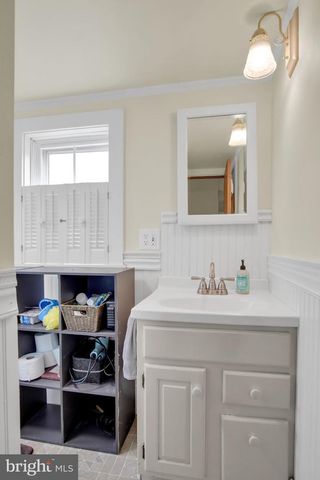 2067 BACK RD, Halifax, PA 17032