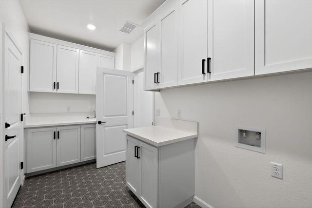 2103 Marlette Way, Lincoln, CA 95648