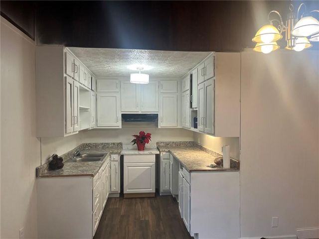 2230 Palm Road, Canton, GA 30115