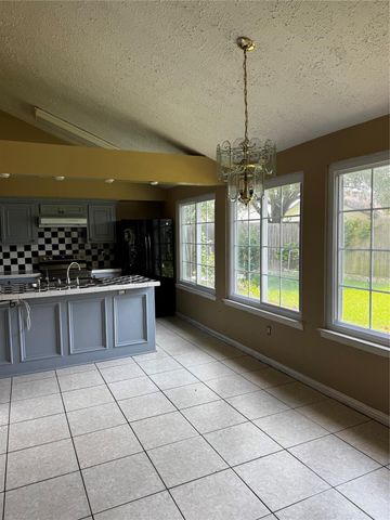 10119 Towne Mist Drive, Sugar Land, TX 77498