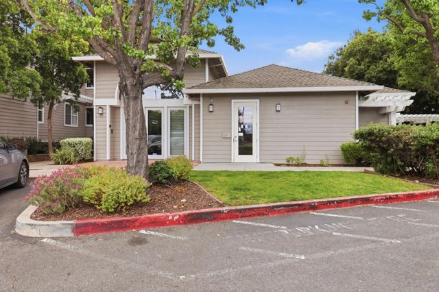 1982 W Bayshore Road 237, East Palo Alto, CA 94303