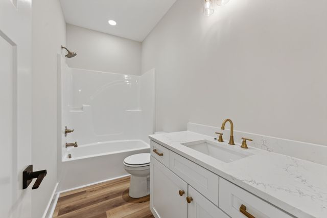 3607 Greenhaw Rd, Decherd, TN 37324