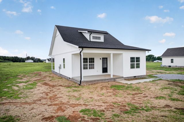 3607 Greenhaw Rd, Decherd, TN 37324