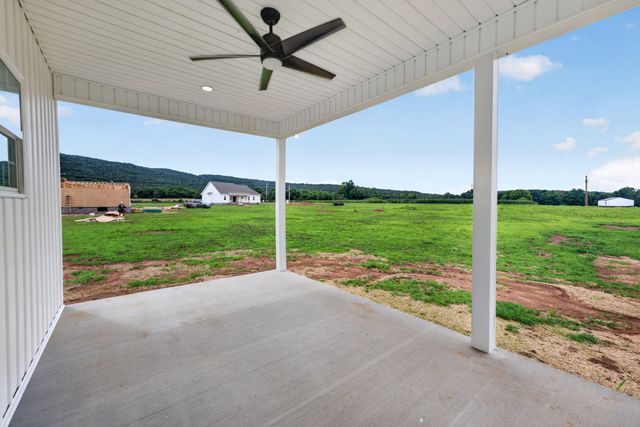 3607 Greenhaw Rd, Decherd, TN 37324