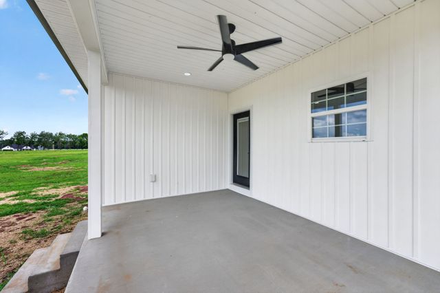 3607 Greenhaw Rd, Decherd, TN 37324