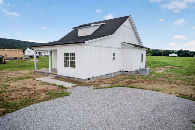 3607 Greenhaw Rd, Decherd, TN 37324