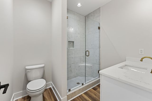 3607 Greenhaw Rd, Decherd, TN 37324