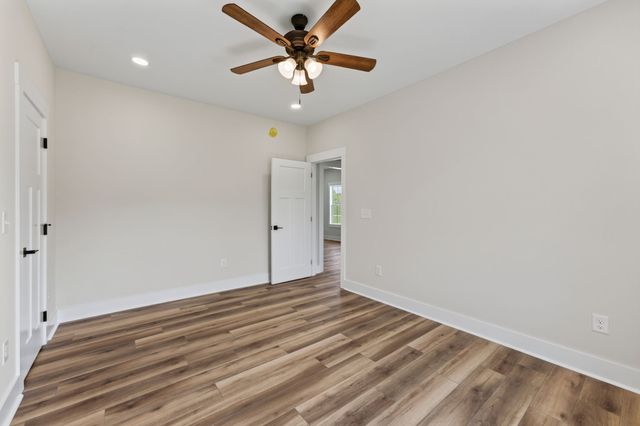 3607 Greenhaw Rd, Decherd, TN 37324