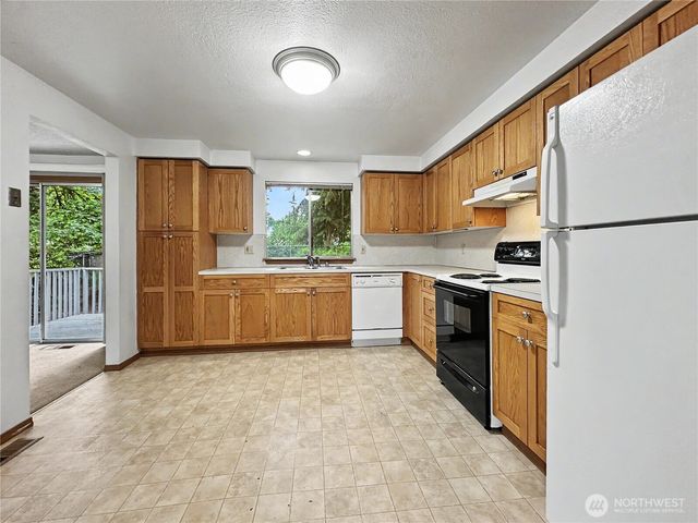 1712 Olympia Avenue SE, Renton, WA 98058