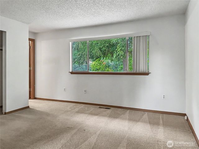 1712 Olympia Avenue SE, Renton, WA 98058