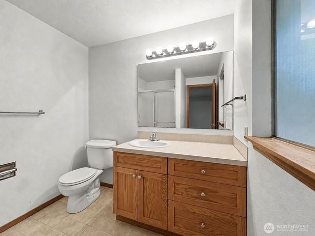 1712 Olympia Avenue SE, Renton, WA 98058