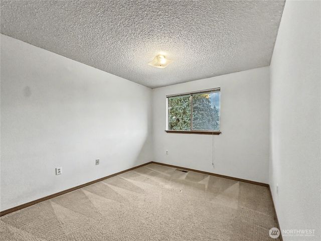 1712 Olympia Avenue SE, Renton, WA 98058