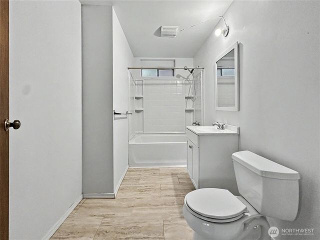 1712 Olympia Avenue SE, Renton, WA 98058
