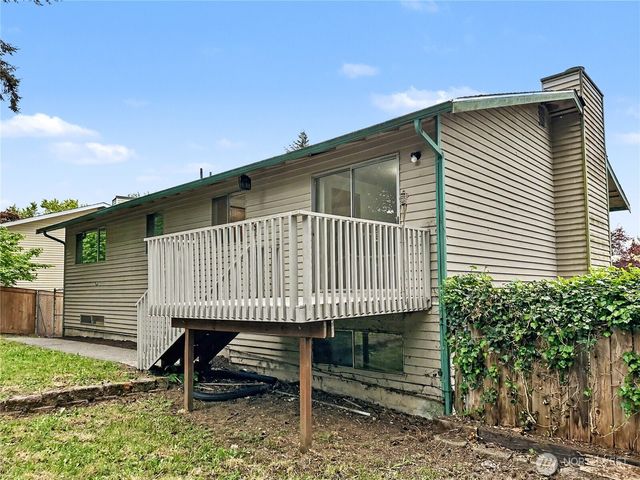 1712 Olympia Avenue SE, Renton, WA 98058