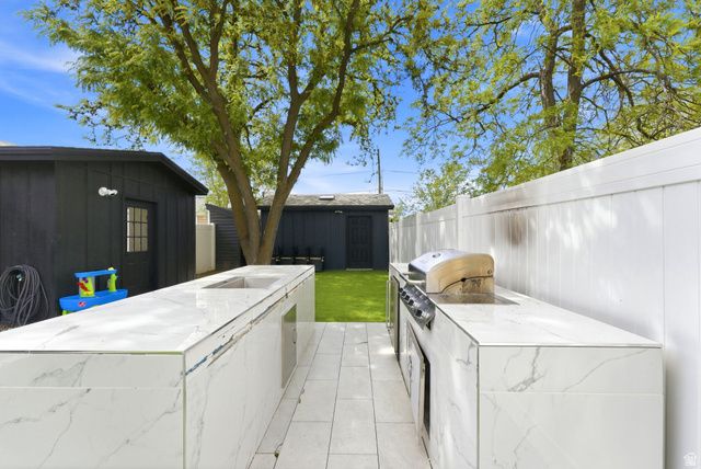 950 S GLENDALE ST, Salt Lake City, UT 84104