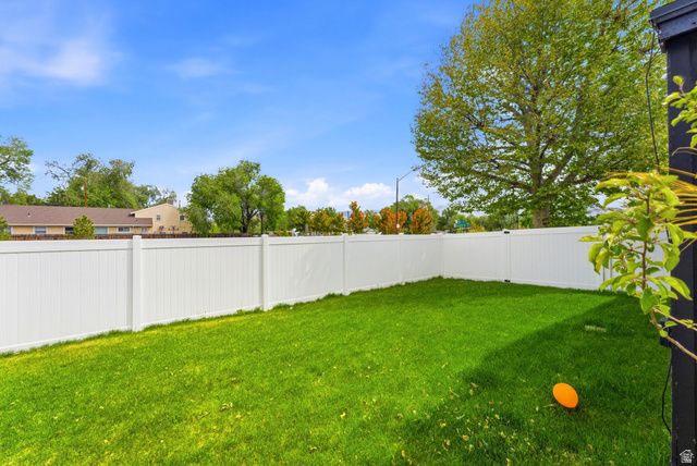 950 S GLENDALE ST, Salt Lake City, UT 84104