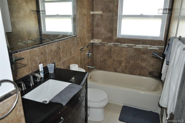 17 Circle Drive E, Patchogue, NY 11772
