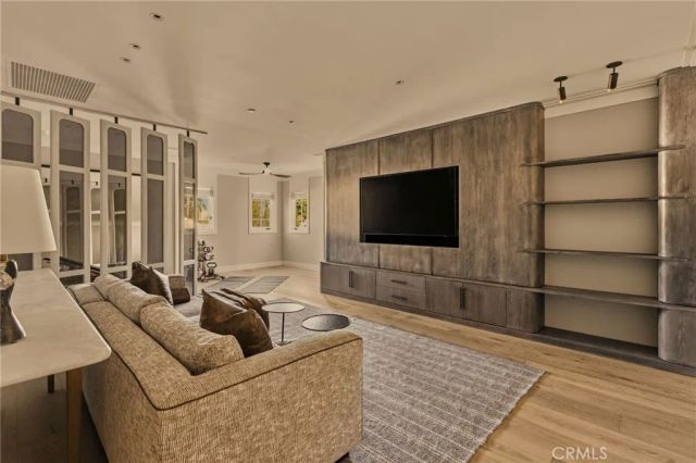 2442 Marino Dr, Newport Beach, CA 92663