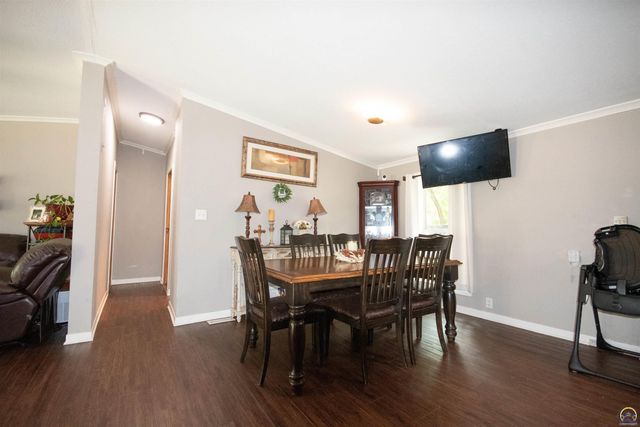 735 NE Winfield AVE, Topeka, KS 66616