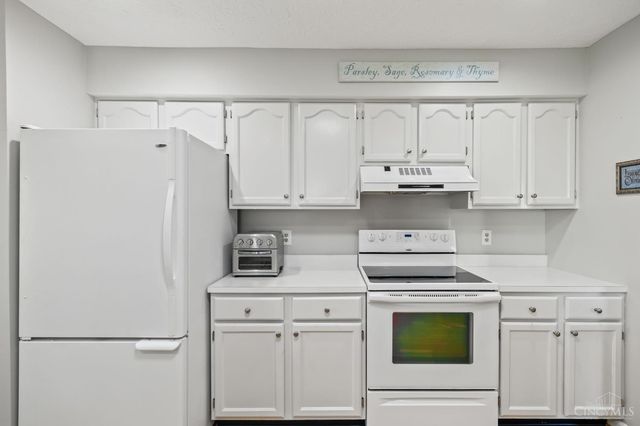 8169 Lakevalley Drive, Colerain Twp, OH 45247
