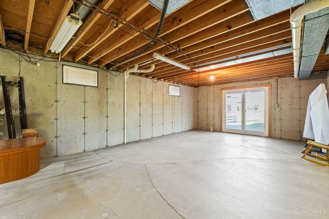 8169 Lakevalley Drive, Colerain Twp, OH 45247