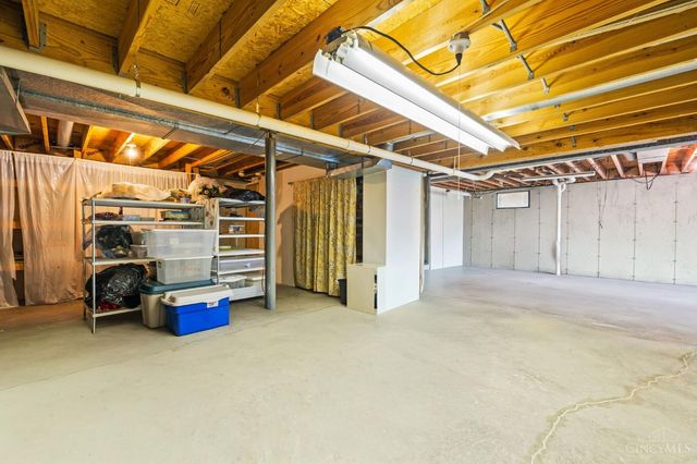8169 Lakevalley Drive, Colerain Twp, OH 45247
