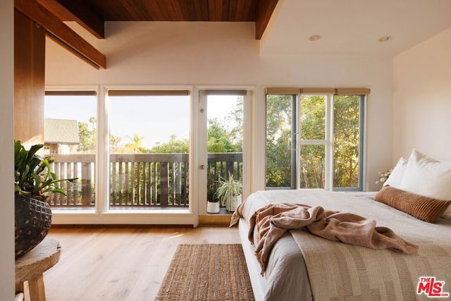 2513 Verbena Drive, Los Angeles, CA 90068