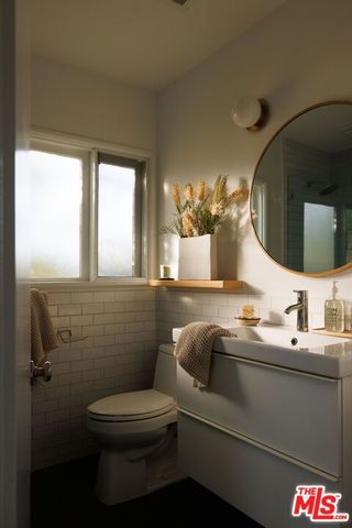 2513 Verbena Drive, Los Angeles, CA 90068