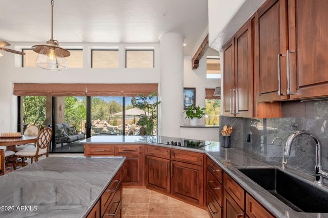 10958 E SUTHERLAND Way, Scottsdale, AZ 85262