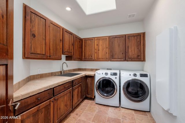 10958 E SUTHERLAND Way, Scottsdale, AZ 85262