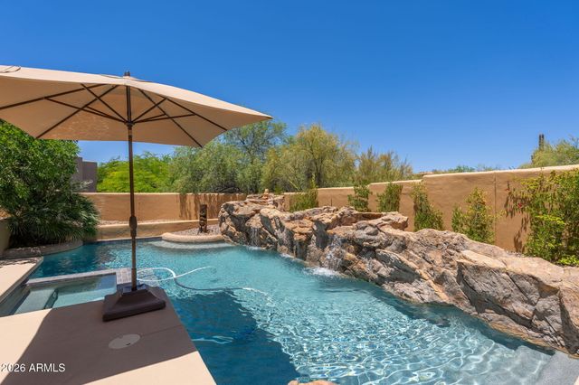 10958 E SUTHERLAND Way, Scottsdale, AZ 85262