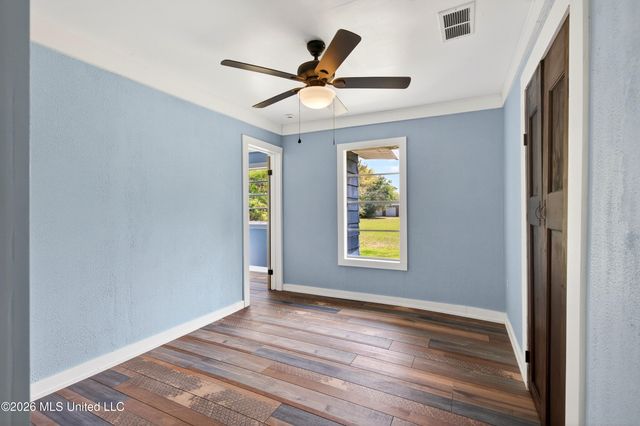 612 N Wright Avenue, Long Beach, MS 39560