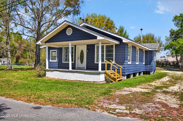 612 N Wright Avenue, Long Beach, MS 39560