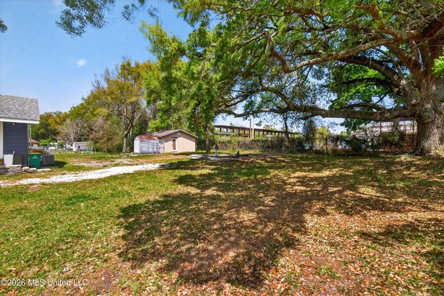 612 N Wright Avenue, Long Beach, MS 39560