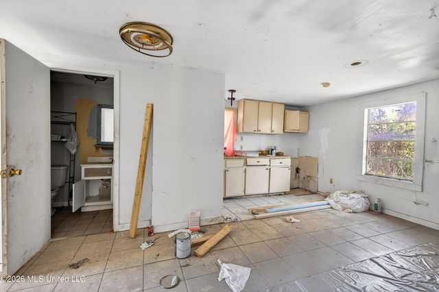 612 N Wright Avenue, Long Beach, MS 39560