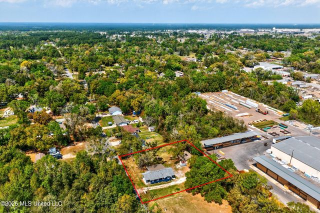 612 N Wright Avenue, Long Beach, MS 39560