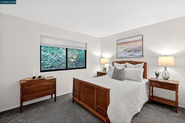 499 Silverado Dr, Lafayette, CA 94549