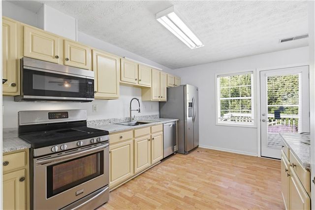 26 Ann Circle SE, Cartersville, GA 30121