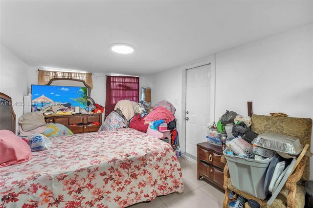 16234 NE 9th Ct, North Miami Beach, FL 33162