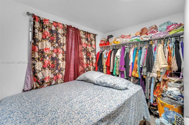 16234 NE 9th Ct, North Miami Beach, FL 33162