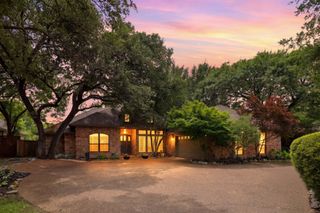 8710 Sanshire Avenue, Dallas, TX 75231